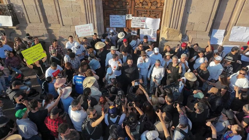 Protestas en Michoacán tras el asesinato del alcalde de Uruapan