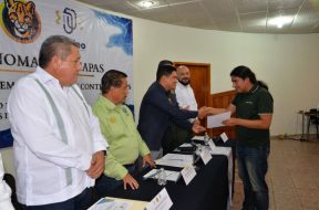 78018483-6DC5-4F3B-973C-9DD675097CE0