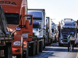 903D4767-E331-4F04-9707-CF25A4CD7E7A