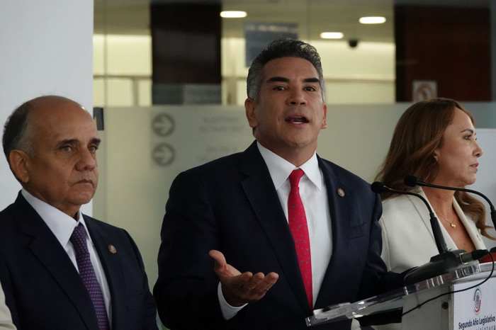 ‘Alito’ Moreno acusa persecución política y advierte ruptura con el PAN rumbo a 2027