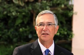 B34DA732-2573-4B6E-A567-4605F1BF4D0A