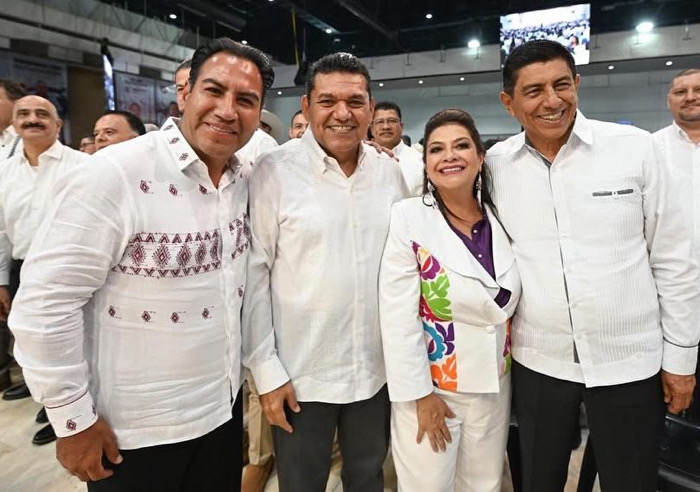 Asiste Eduardo Ramírez al Primer Informe de Gobierno del gobernador de Tabasco, Javier May