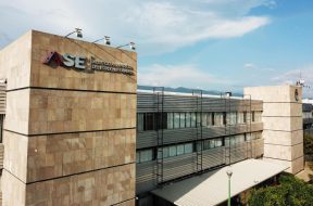 BF023B0E-0152-4CD5-80C5-7B5652E03B23