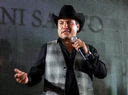 C8FD2F5E-FE27-451F-BFF8-E46FAC8570F4