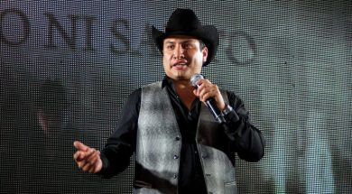 C8FD2F5E-FE27-451F-BFF8-E46FAC8570F4