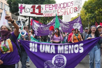 CD61C9E7-AC76-4D02-A589-53F61EE52358