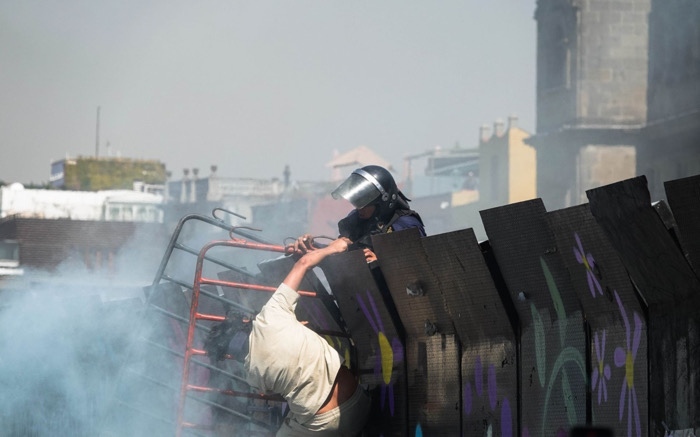 Artículo 19 registra 13 agresiones a periodistas durante las protestas del 15 de noviembre