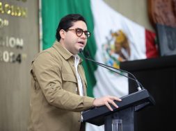 EAA565FF-F27D-48BE-A32C-F37B1B1B0EEE