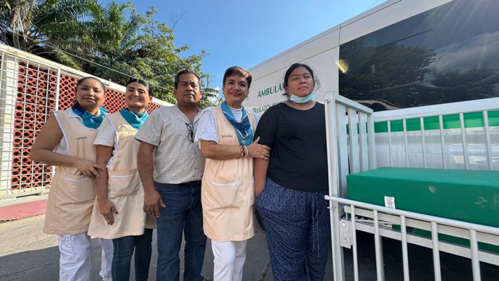 Voluntariado del IMSS Chiapas entrega cuna hospitalaria a paciente pediátrico de Tonalá