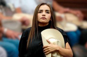 5E3C46A0-0670-40FB-BAF9-81CBE8DDD3E8