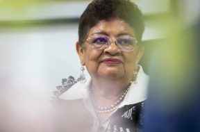 70229A92-19B0-4AAA-8C00-E27D852C3703