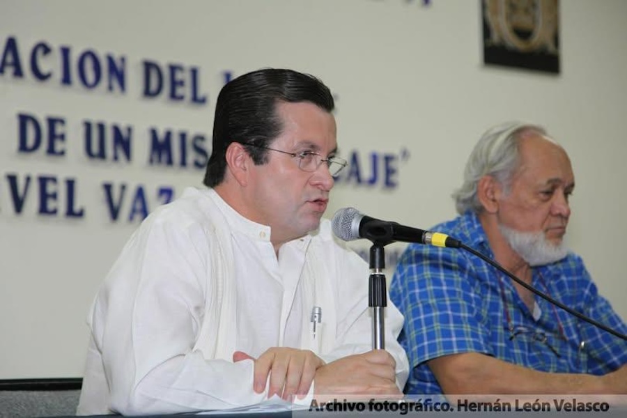 Al Maestro Ricardo Cuéllar Valencia