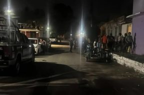 C90A206E-41CA-4183-BAF4-6EF5BDDF907F