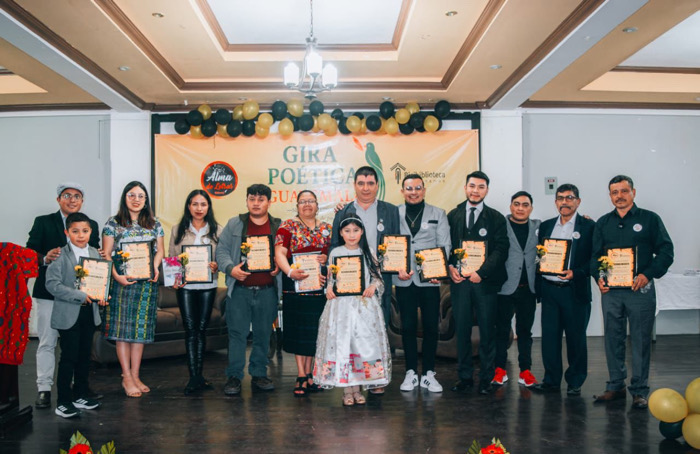 Poesía en San Martín Sacatepéquez / Al Sur con Montalvo