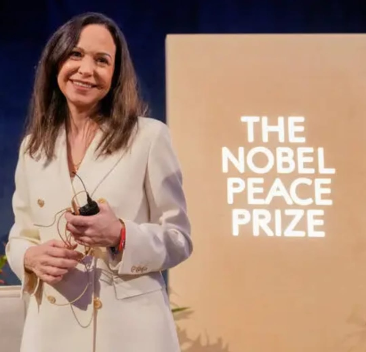 El Nobel por la libertad / A Estribor