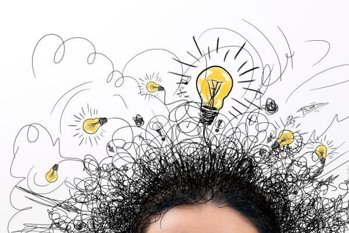 El sobrepensar y otras tragedias de la filosofía doméstica / Sarcasmo y café