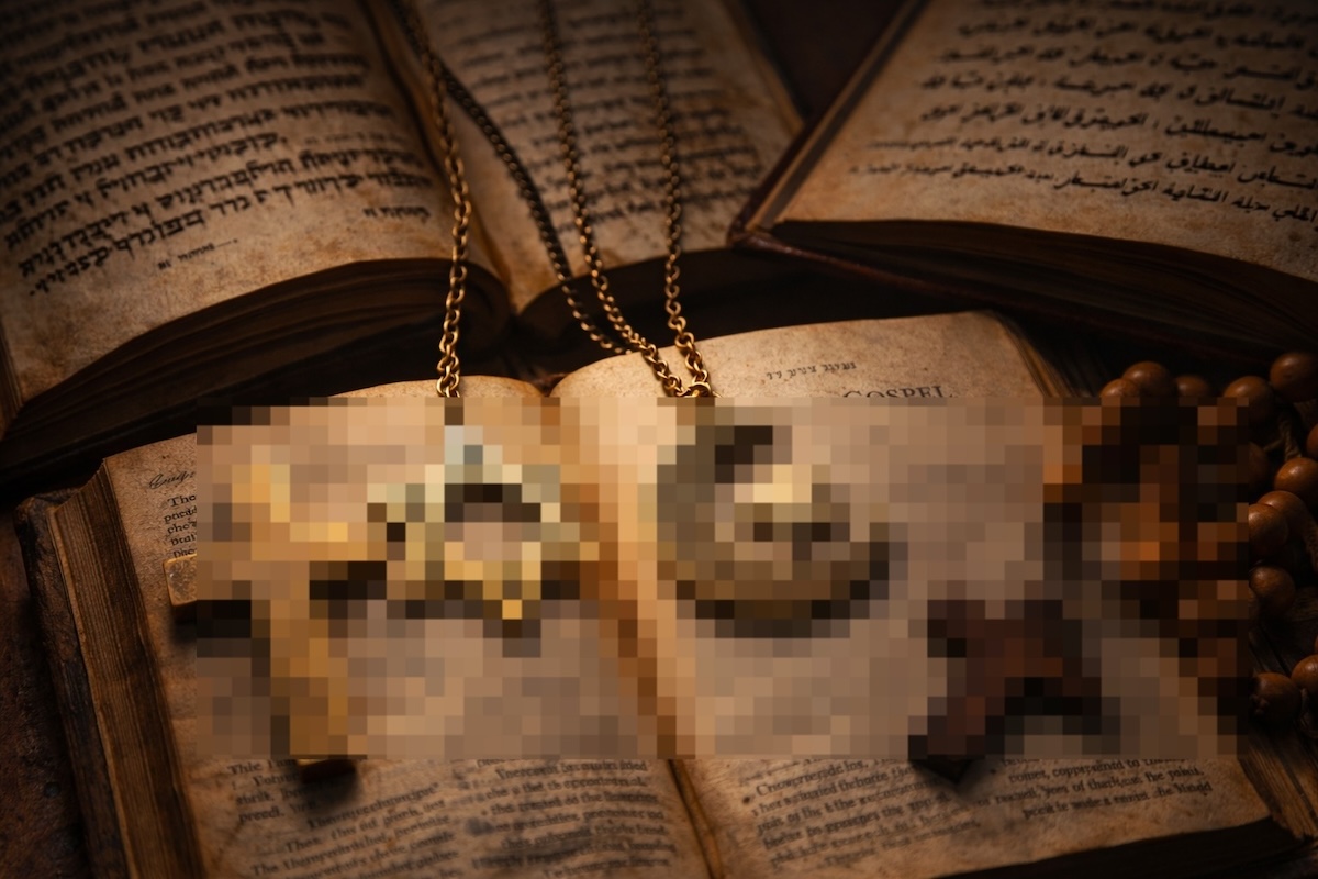 En qué creemos cuando decimos que creemos / Sarcasmo y café