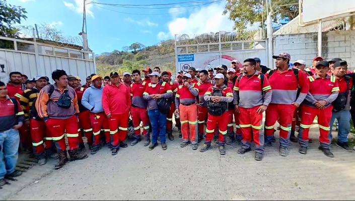 Más de 200 trabajadores exigen liquidación y garantía laboral ante salida de Veolia 