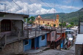 4BF7D09E-7C67-4FA0-A434-32CC1119DC54