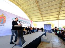 4F638D40-71C1-4D37-8051-FFD1D09B59EE