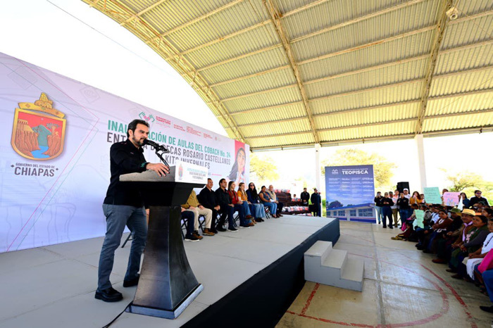 SIGA transforma la gestión educativa: más de 800 becas entregadas en menos de un minuto por persona