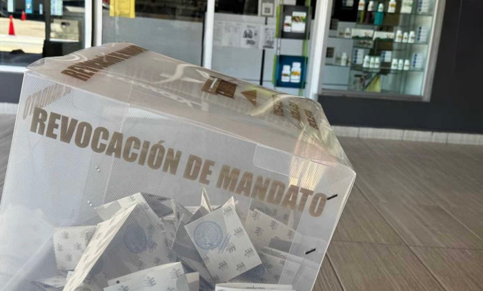 Baja afluencia marca inicio de la revocación de mandato en Oaxaca