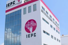 6AE651D0-E592-4C32-8204-556CE2A82D6F