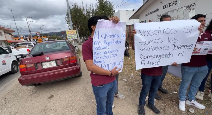 Maestros se suman a paro nacional en Comitán por bajos apoyos económicos