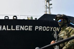 7FB77547-948C-43BB-B271-17379E0C25FA