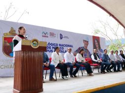 978D3C53-251B-4EDB-8A7C-80863C4E97FE