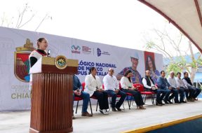 978D3C53-251B-4EDB-8A7C-80863C4E97FE