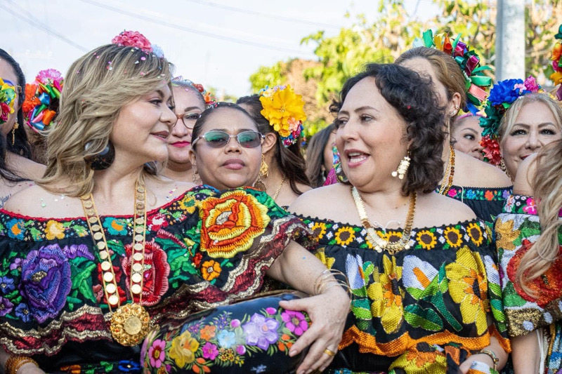 Celebran el Día de las Chiapanecas en el marco de la Fiesta Grande