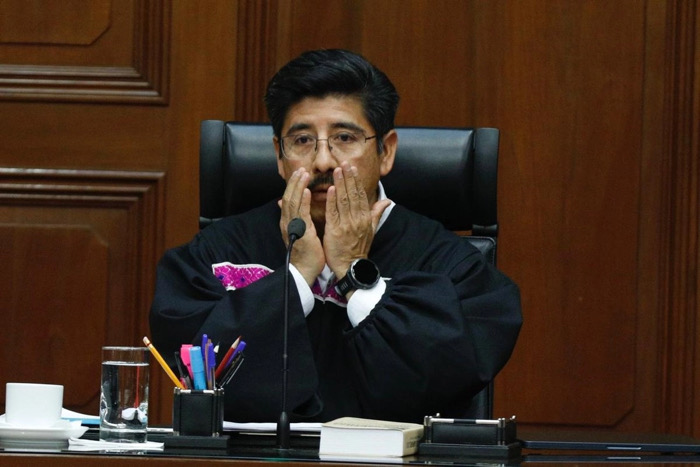 Por error, la Corte avala temporalmente un criterio que afecta a las pensiones de CFE