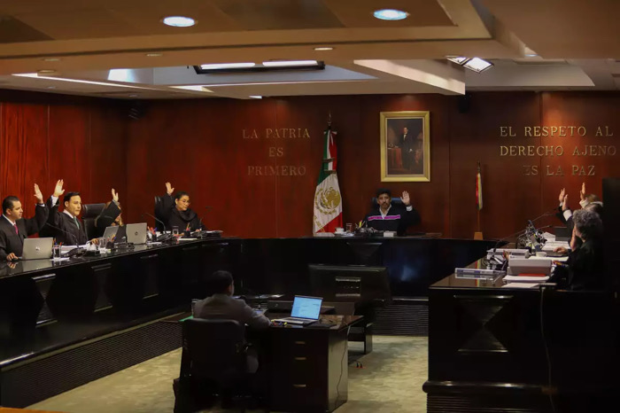 Suprema Corte decide no usar camionetas blindadas tras cuestionamientos públicos