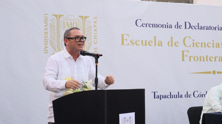 Se realiza la ceremonia de declaratoria de creación de la Escuela de Ciencias Jurídicas de la Frontera Sur de la UNACH