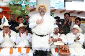 EBA9D20C-E10D-4AE2-B938-901718DBD03A