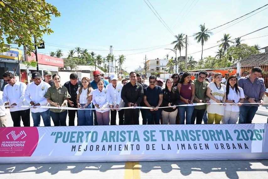 Eduardo Ramírez inaugura obras de mejoramiento urbano en Puerto Arista