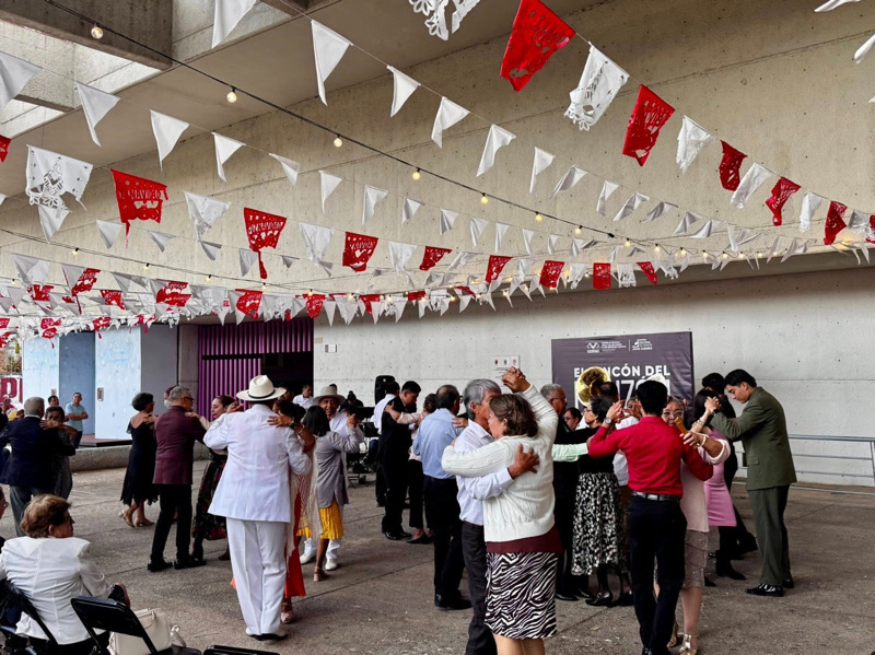 Inauguran el Rincón del Danzón “Bailando en el Tarumba” en el Centro Cultural Jaime Sabines