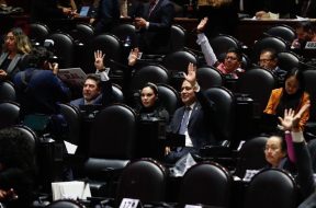 2C2E3D6C-925B-420A-8604-57080DB0F628