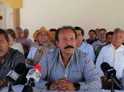 33791321-7187-4333-B807-CDC9A56312BE