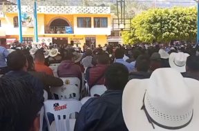 35D32B0F-5ACA-4024-80C4-F4F53C1919BA