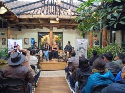 82597340-A6F2-4ECE-9C1C-4F7CE878F82F