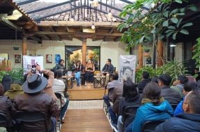 82597340-A6F2-4ECE-9C1C-4F7CE878F82F