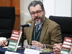 B3AC3F20-F5A6-4EBA-834E-54157B3529D4