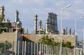 EC1C8171-405E-416D-A109-EC8F461ADE02