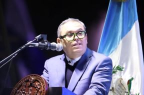 FEA0B327-2785-4449-8BC7-C72BDB981DA8