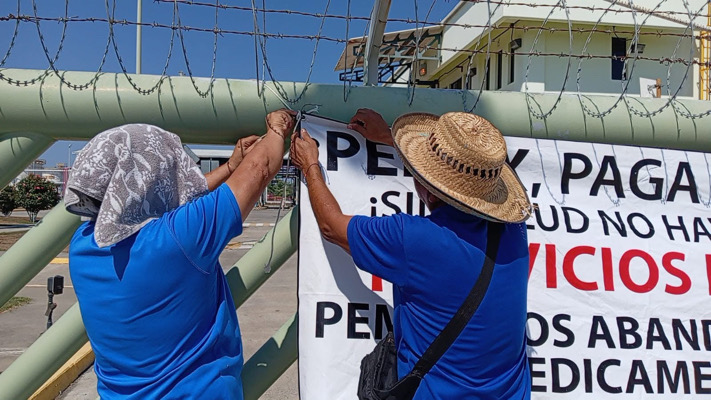 Reanudan operaciones en terminal de PEMEX tras bloqueo por demanda de atención médica