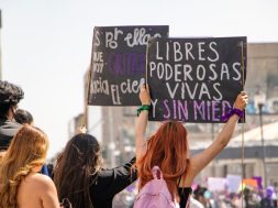 06CD772D-2BB8-43B9-9909-189A0DE8DBD9