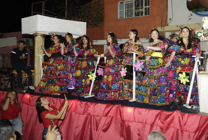 Tapachula abre sus celebraciones con el desfile inaugural de la Expo Feria 2026