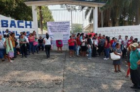 0EB4461B-BD46-4433-B1A9-87BC42FE7377